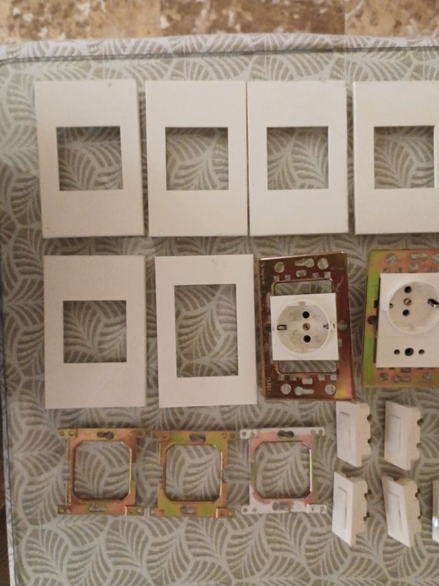 Lote de mecanismos Legrand Mosaic