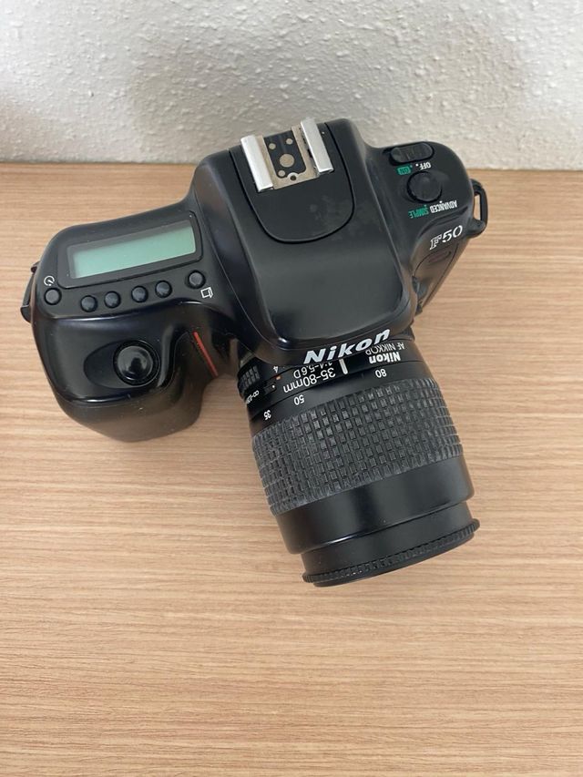 Camara de fotos reflex