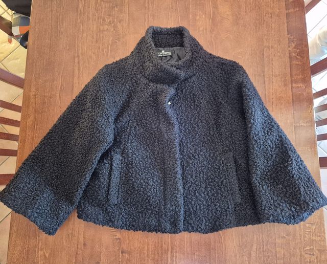 Coprispalle elegante nero Marseta