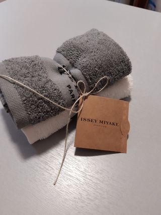 Set ospite issey miyake