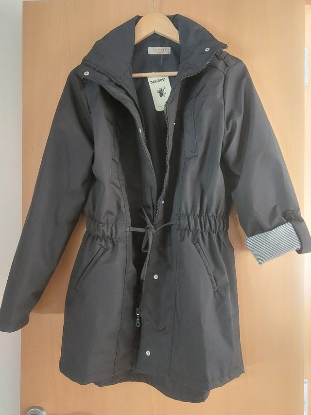 Abrigo cortavientos Shein nuevo L