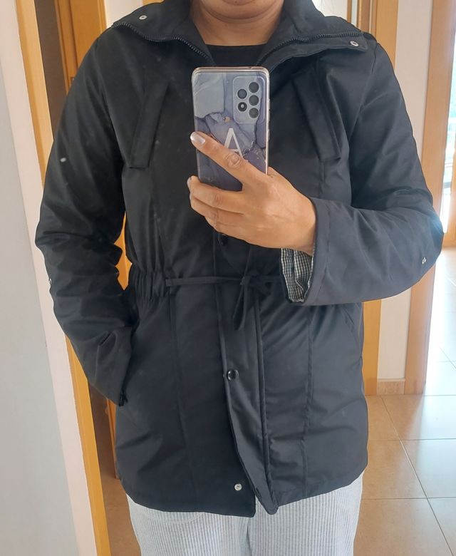 Abrigo cortavientos Shein nuevo L