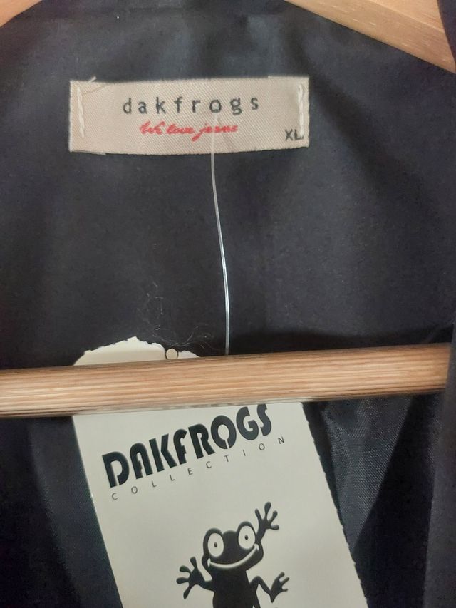 Abrigo cortavientos Shein nuevo L