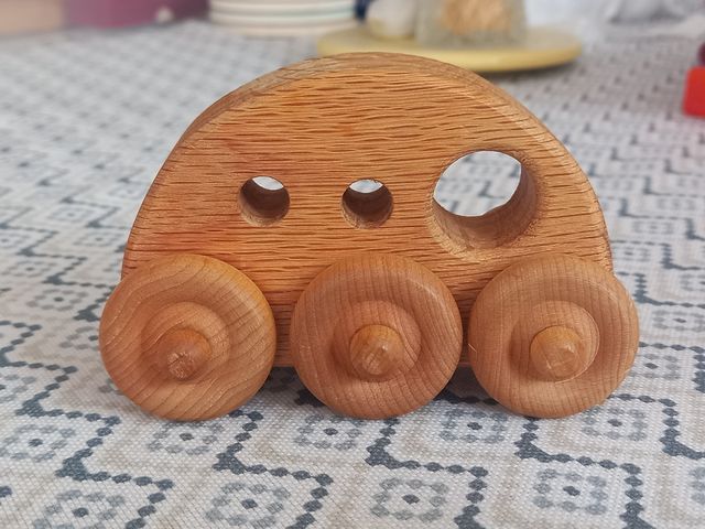 Juguete vintage - coche de madera