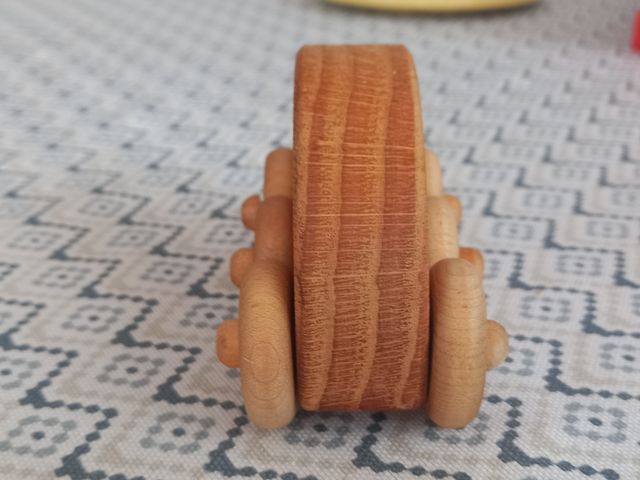 Juguete vintage - coche de madera