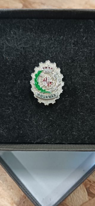 Pin plata vigilancia aduanera