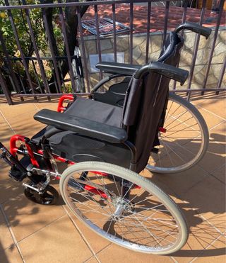 Silla de ruedas en al plegable avc hemiplejia