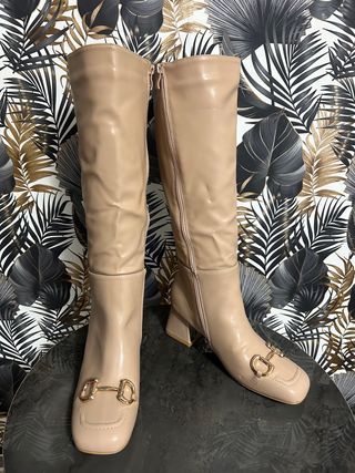 Stivali alti beige 38