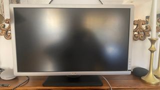 Monitor DELL UltraSharp U2713HM
