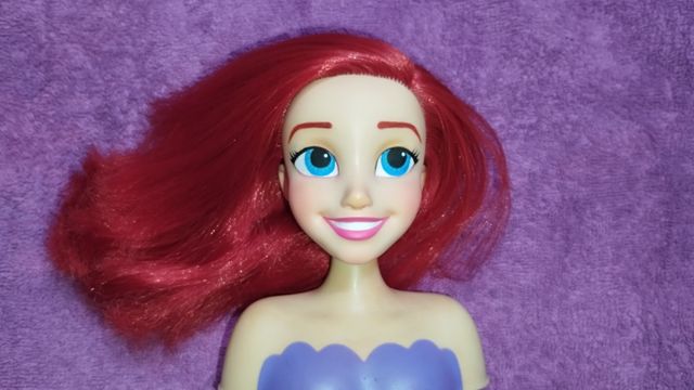 Busto Ariel Disney (repintado)