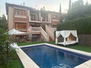 Casa adosada en alquiler en Calahonda en Mijas