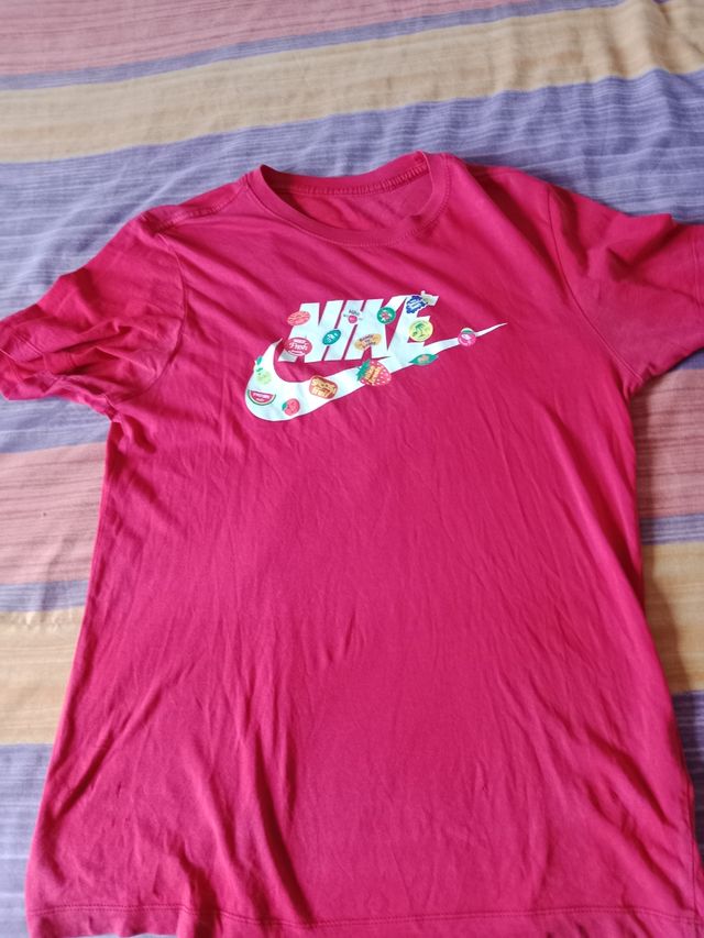 Camiseta Nike de jove roja
