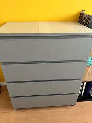 Cómoda 4 cajones
