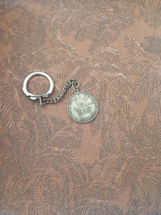 Llavero segunda Guerra mundial plata