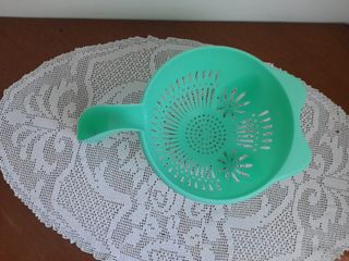 Scolapasta in plastica a forma di gatto verde