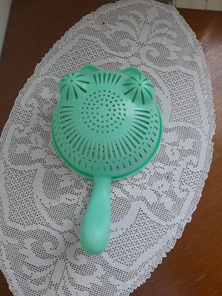 Scolapasta in plastica a forma di gatto verde