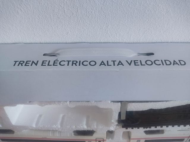 Tren electrico de alta velocidad 4R