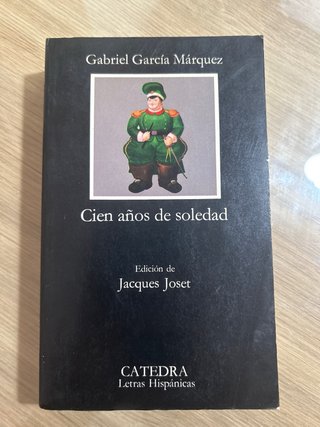 Libro de lectura “Cien años de soledad”