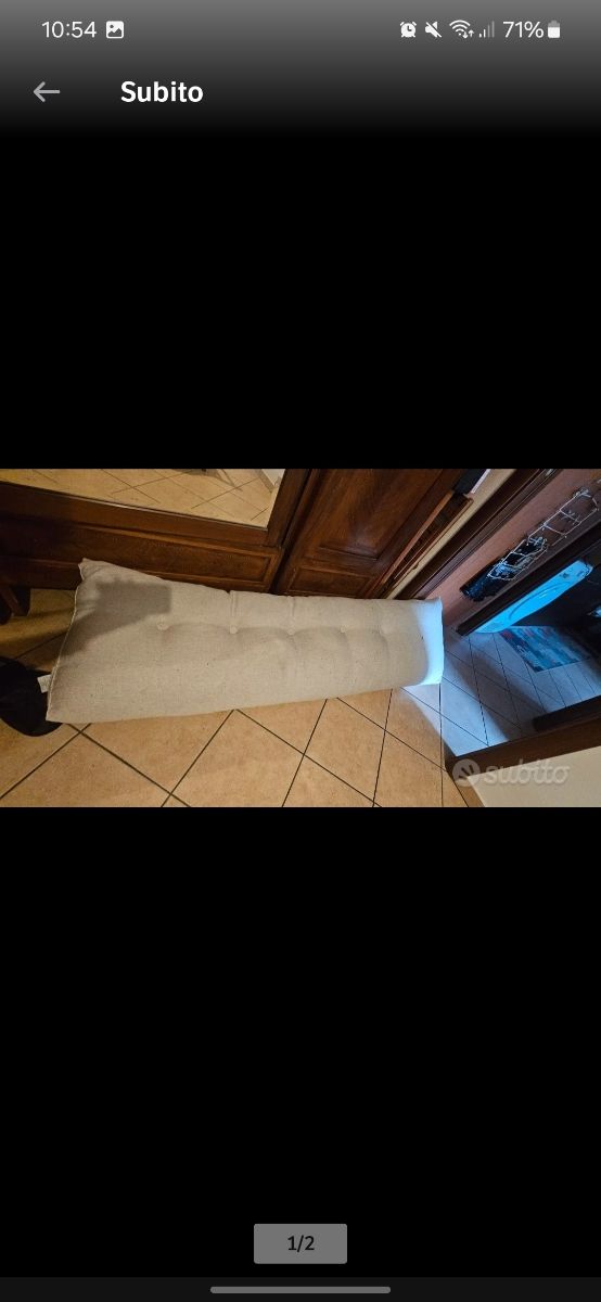 Cuscino testata letto matrimoniale