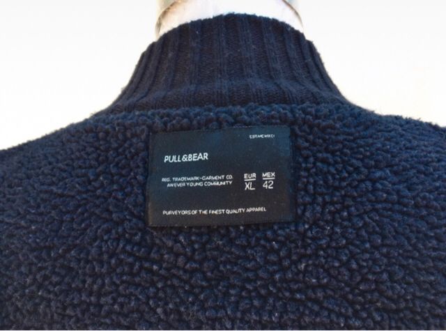 Chaqueta forrada con cremallera y botones