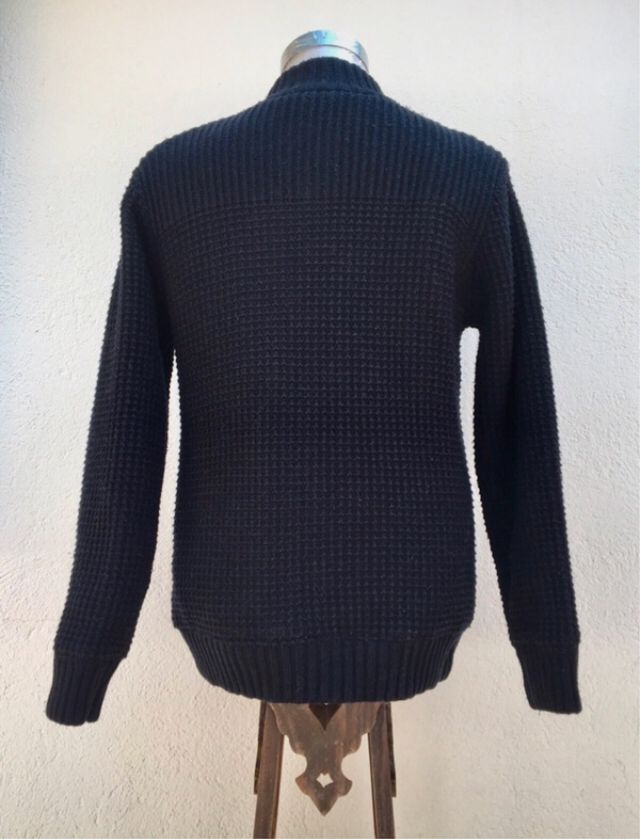 Chaqueta forrada con cremallera y botones