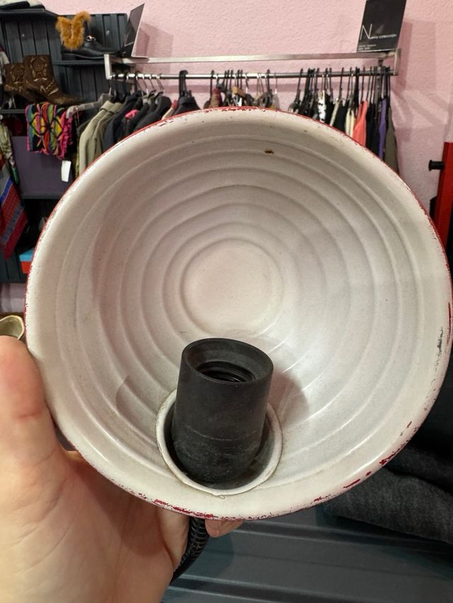 Lampara roja vintage de aluminio