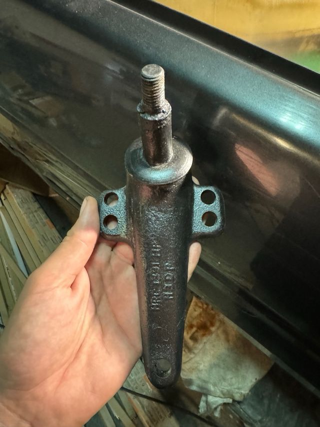 soportes amortiguador trasero discovery 1