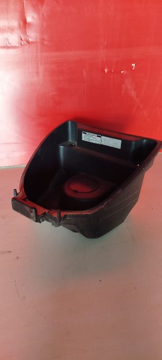 -Sym Allo 125cc. Cofre