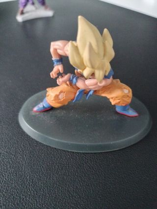Figura dragón ball Goku