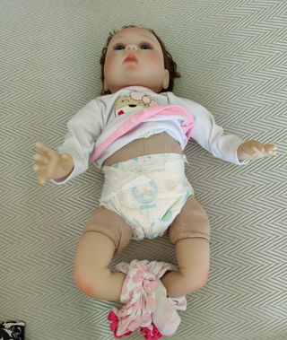 Muñeca realista de 50 cmt