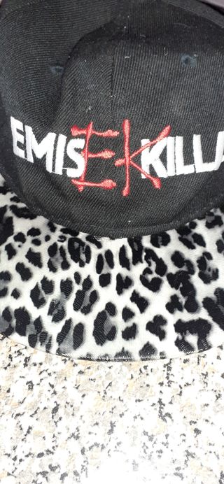 Cappellino  nero con stampa  EK