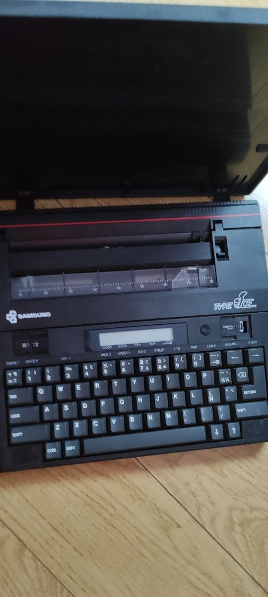 Maquina de escribir  electronica