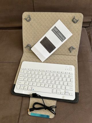 Funda Teclado PU- Tablet protectora 9.7 a 10.1 US