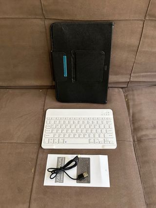 Funda Teclado PU- Tablet protectora 9.7 a 10.1 US