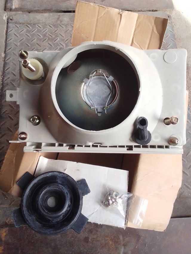 Faro dcho Fiat Regata 86-94(H4)