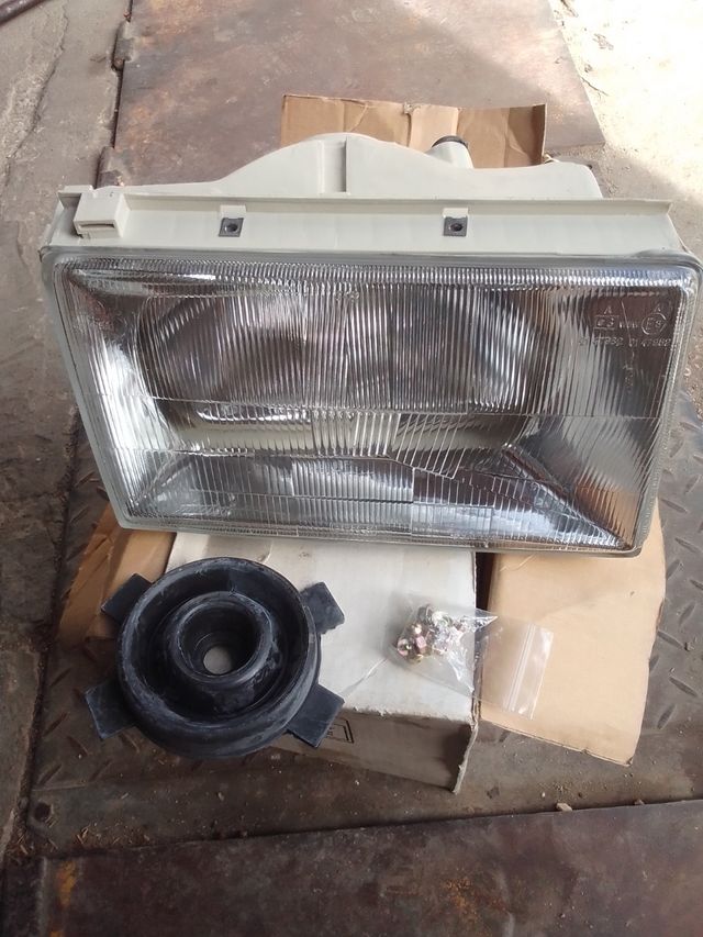 Faro dcho Fiat Regata 86-94(H4)