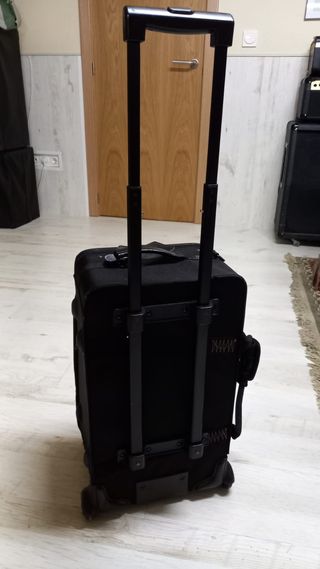Maleta Pro-Tec Trompeta y Fliscorno. Con ruedas