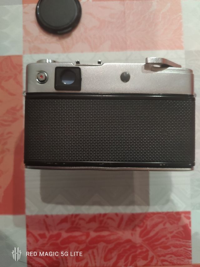 Cámara de fotos antigua yashica