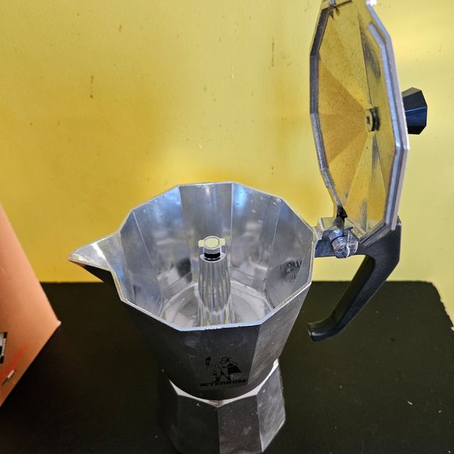 Moca caffè, caffettiera