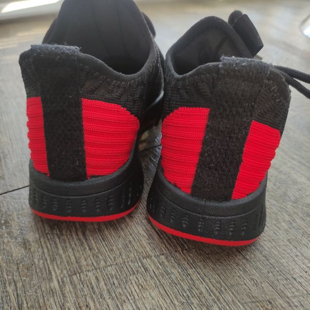 Deportivas niño talla 31