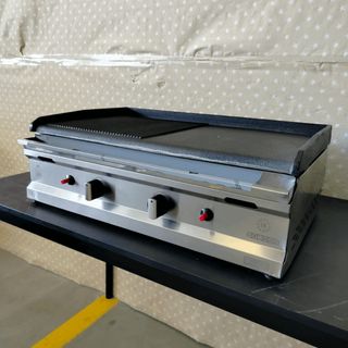 🍺​CO⌹  Plancha Hierro ½ Ranurada [70 cm] Gas