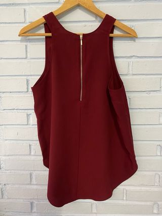 Blusa granate sin mangas