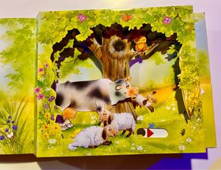LIBRO INFANTIL, 3D POP-UPS EN LA GRANJA-2009