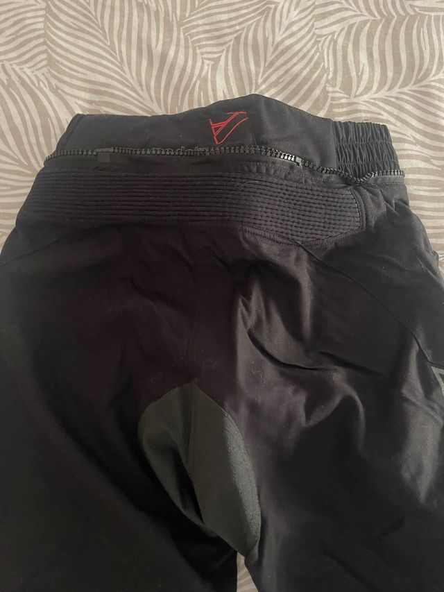 Pantalon de moto
