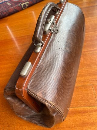 Maletín tipo médico vintage