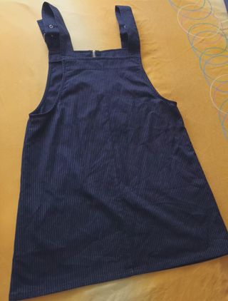 Vestido peto-pichi de Mango