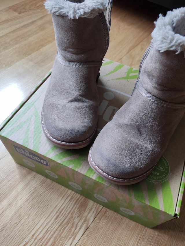 Botas niña marca Chicco. Talla 30