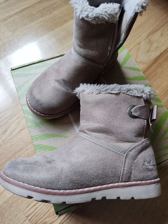Botas niña marca Chicco. Talla 30