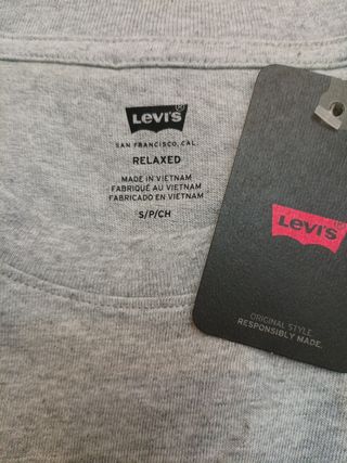 Camiseta LEVI'S , NUEVA CON ETIQUETA ‼️