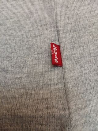 Camiseta LEVI'S , NUEVA CON ETIQUETA ‼️